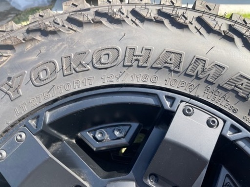 275/70r 17 タイヤホイールセット　ハイラックス、プラド