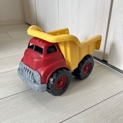 green toys ダンプカーの画像
