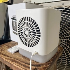 【未使用品‼️】TIYU 卓上冷風扇 ミニクーラー リモコン付き 扇風機 ファンの画像