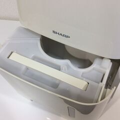 （6/28受渡済）JT7036【SHARP/シャープ 除湿器】激安品 2018年製 CV-G71-W コンプレッサー式の画像