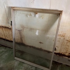 ガラス戸　サッシ