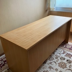机　無印良品　シンプル　学習机にも