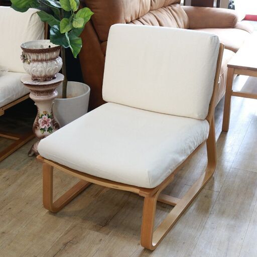 136)【美品】MUJI 無印良品 木製 リビングでもダイニングでもつかえるソファチェア 天然木 オーク材 新品カバー付き♪ 参考価格29,900円
