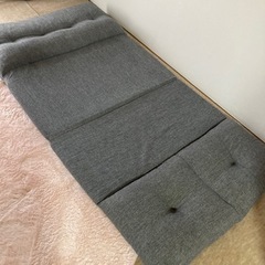 (お引き渡し予定者様決定)ニトリ　リクライニングチェア　ベッドにもなります。の画像