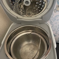 マイコン式低糖質炊飯器(保温機能付き)の画像