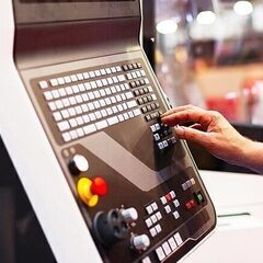 【受付終了】片手サイズ部品の検査❗時給1,300円✨【ジモティー...