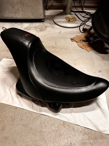 K&H ソロシート ハーレーダビッドソン ソフテイル