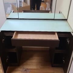 ドレッサー　引き渡し前に清掃しますの画像