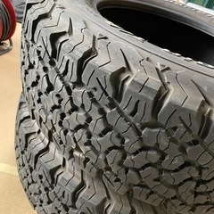 最終値下げ！大人気　BFグッドリッチ　245 65 R17  ホワイトレター2本セットの画像