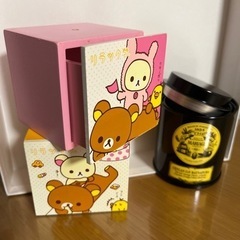 【リラックマ】キューブ型 小物入れ&紅茶の空き缶の画像