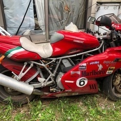 ドカティ800ss
