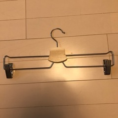 スカート、ズボン用ハンガー5本セットの画像