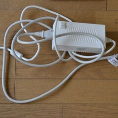 液晶モニター PHILIPS 24インチ WUXGA(1920×1200) IPS C240P4QPYEW/11 ホワイトベゼルの画像