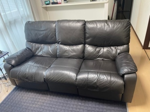 ニトリ 本革 電動リクライニングソファ 3人用
