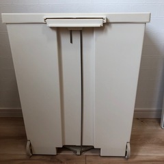 kcud クード　ゴミ箱　ワイドペダルペール　容量39lの画像