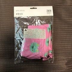 フライングタイガー　靴の防水カバー　レイングッツの画像