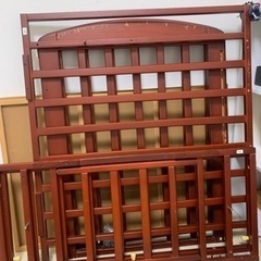 ベビーベッドの画像