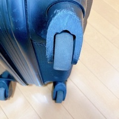 決まりました【Mサイズ】キャリーケース【鍵付き】の画像