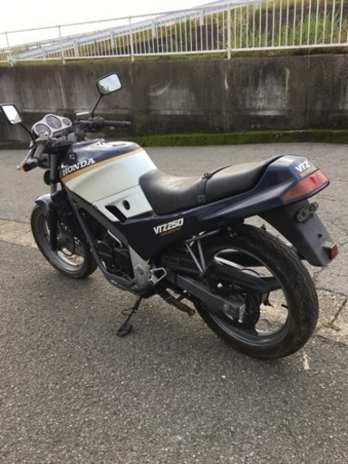 ホンダ　VTZ250    書類付レストアベース車