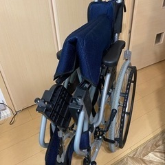 【取引終了】商品名：【ケアテックジャパン】自走介助兼用アルミ製車椅子 折りたたみ可の画像