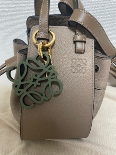 ハンモック　バッグ　ロエベ