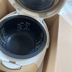 炊飯器の画像