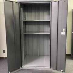 【ヤ取終了6/28】≪T256ジ-④≫ イナバ物置 ドア型収納庫 幅90x奥行90 型番BJX-099E? アイビーストッカー 観音開き戸 屋内使用/分解保管 現状品の画像