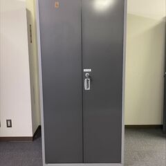 【ヤ取終了6/28】≪T256ジ-④≫ イナバ物置 ドア型収納庫 幅90x奥行90 型番BJX-099E? アイビーストッカー 観音開き戸 屋内使用/分解保管 現状品の画像