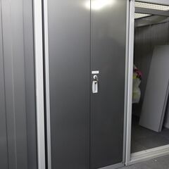 【ジモ取引終了7/1】≪T257ジ-⑤≫ イナバ物置 ドア型収納庫 幅90x奥行90 型番BJX-099E? アイビーストッカー 観音開き戸 屋内使用/分解保管 現状品の画像