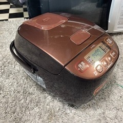 【リサイクルサービス八光】2018年製　象印 マイコン炊飯ジャー(3合炊き) ブラウンZOJIRUSHI 極め炊き NL-BC05