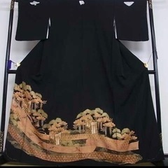 正絹　五つ紋　比翼仕立て黒留袖　美品