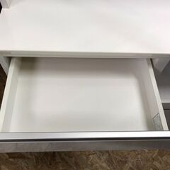 キッチンボード　食器棚　三枚扉　ホワイト　ニトリ　クリーニング済　貝塚市　二色浜