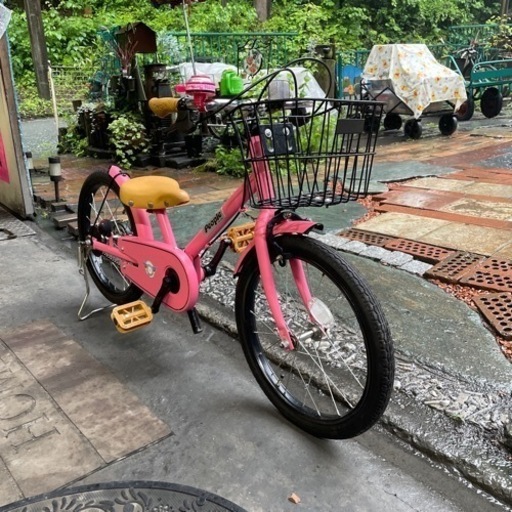 【3439】幼児車　18インチ　ピープル　8,800円（税込）
