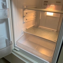 SHARP冷蔵庫の画像