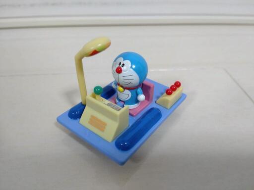 トミカ　ドリームトミカ　ドラえもん　タイムマシーン
