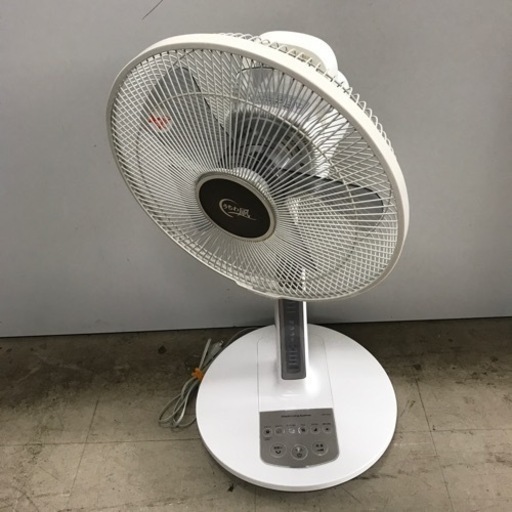 K2306-058 扇風機 Hitachi HEF-RE2N 動作確認済 傷、汚れあり 2014年製