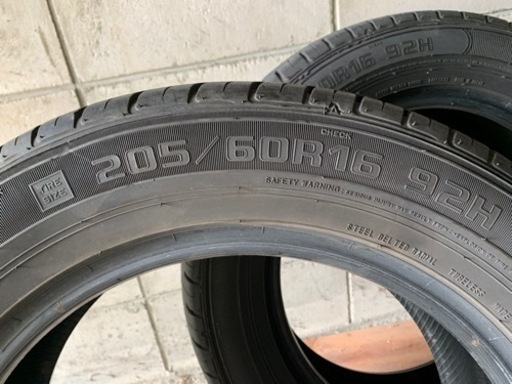夏タイヤ205/60R16 バリ山4本セット
