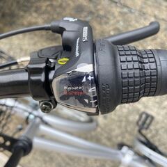 新品★未使用　ママチャリ　オートライト　 26インチ　シマノ製6段変速  シルバーの画像