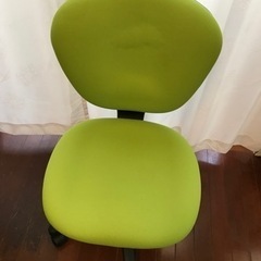 昇降式　椅子の画像