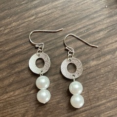 手作りピアス（パール）