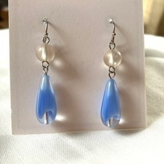 手作りピアス（チェコドロップ）の画像
