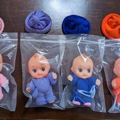 ☆キューピー人形　４体　ソフビ、高さ：約14ｃｍ　毛糸衣裳+帽子...