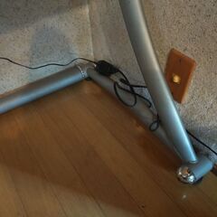 机　ガラスの画像