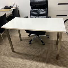 【お譲り先決定しました】事務用机＆椅子