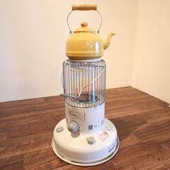  トヨトミ 石油ストーブ 対流型 RB-25M(W) ホワイト 木造7畳 コンクリート9畳 toyotomi 対流型石油ストーブ レインボーの画像