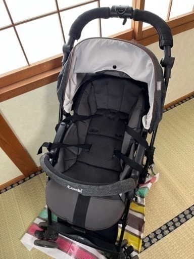 combi コンビ　ベビーカー　スゴカル