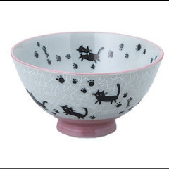 画像の茶碗を探してます、中古でいいので売ってください