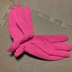ピンクの手袋の画像