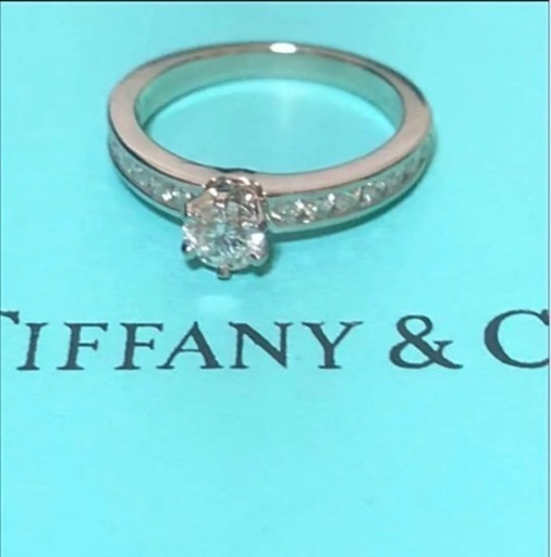 ティファニー　ブリリアントカットダイヤモンドリング 0.3ct　pt
