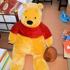 Pooh くまさん　の　ぬいぐるみ